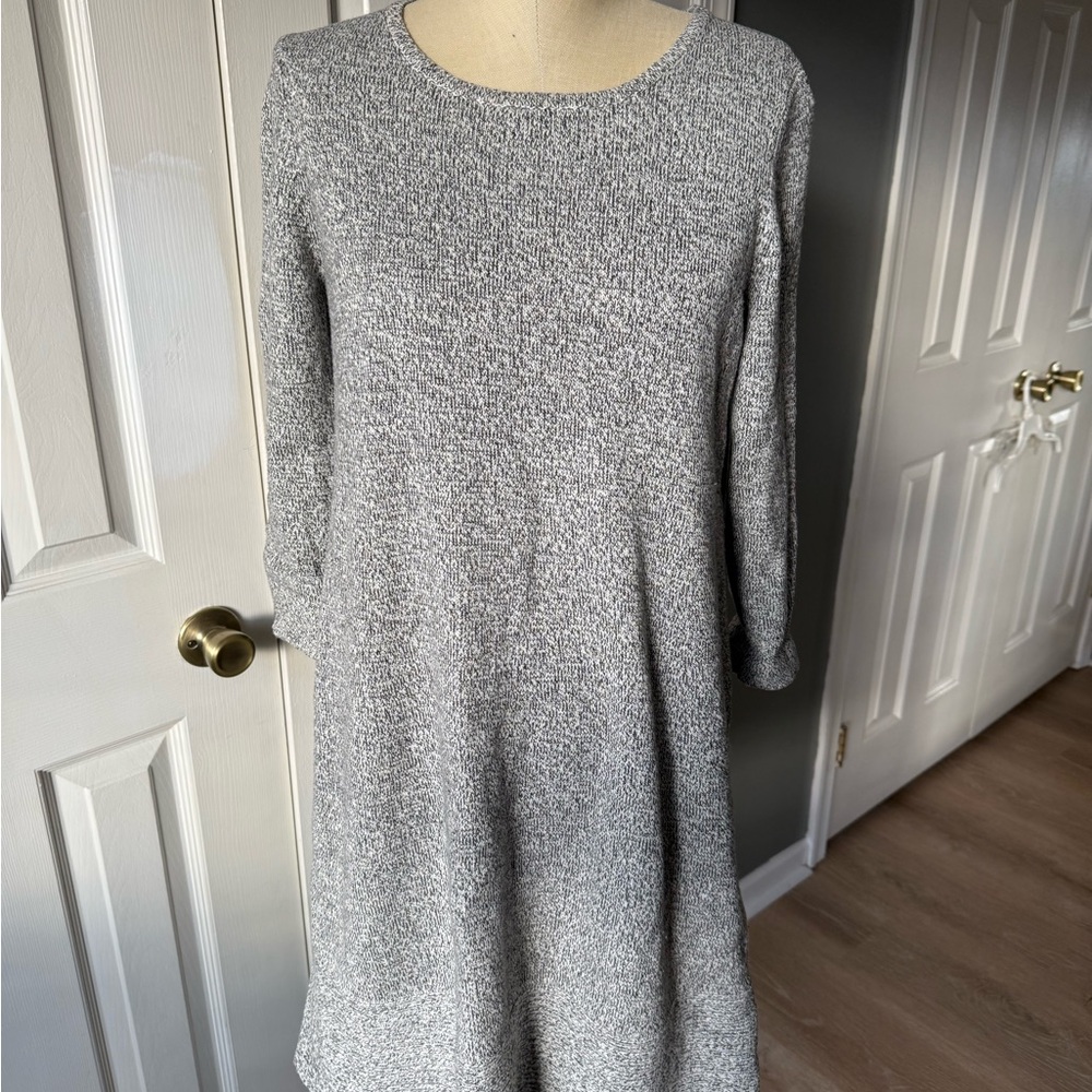 Chic Gray Knit Dress
